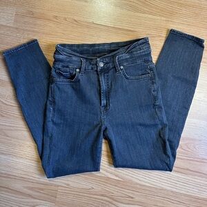 7 For All Mankind High Rise Black Skinny Jeans Women Size 27